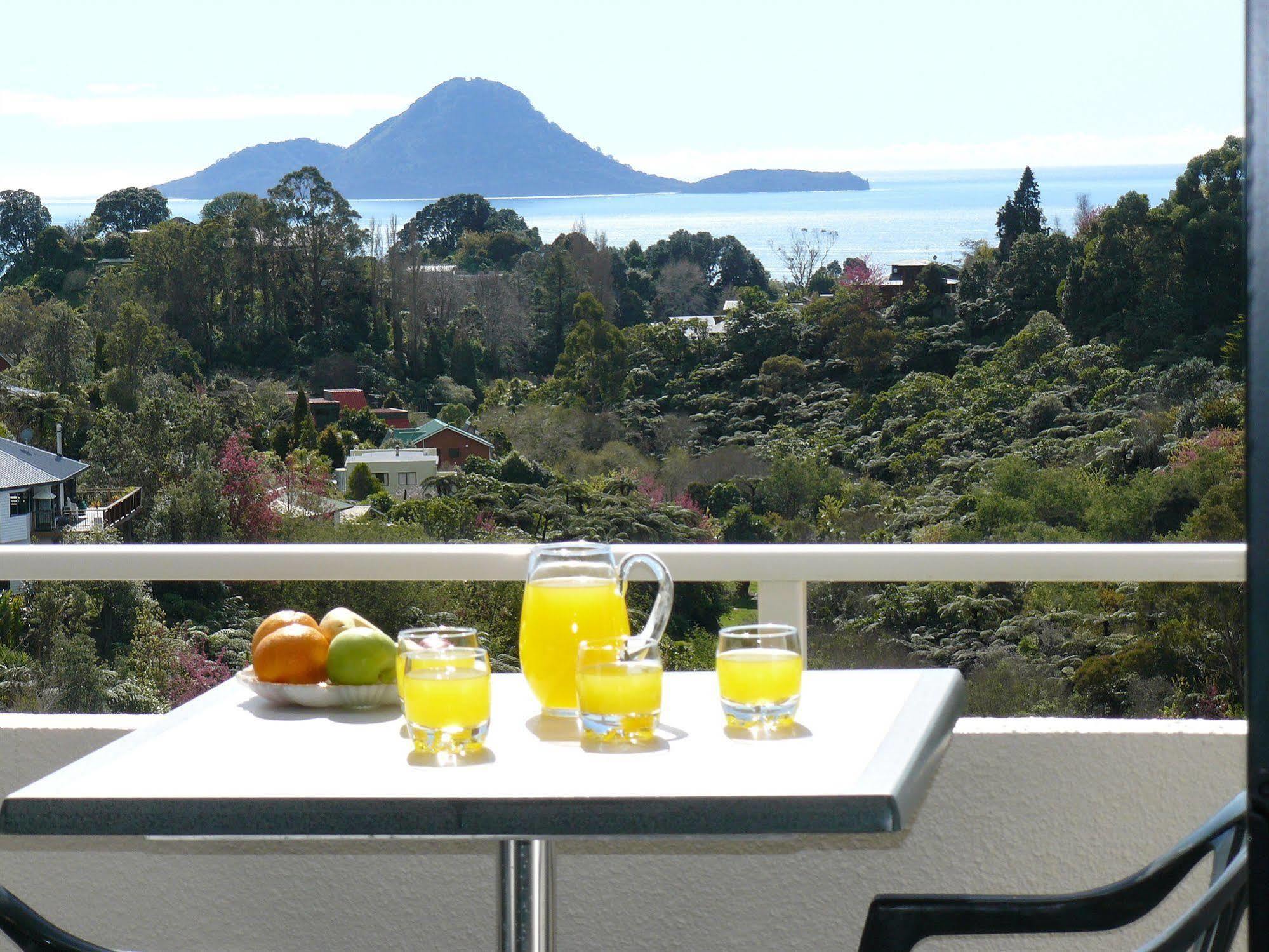 Crestwood Bed And Breakfast 와카타네 외부 사진
